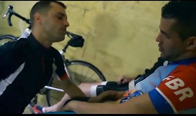 Bicycle Riders - Romp In Cycling Jerseys