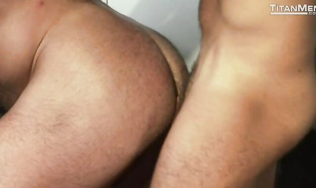 Rapid homies tearing up Each Other Rock Hard