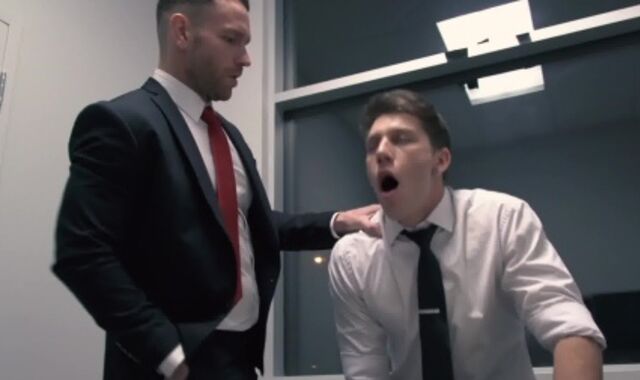 ass Controller - Paul Canon with Kit Cohen Muscle Pound-A-Thon