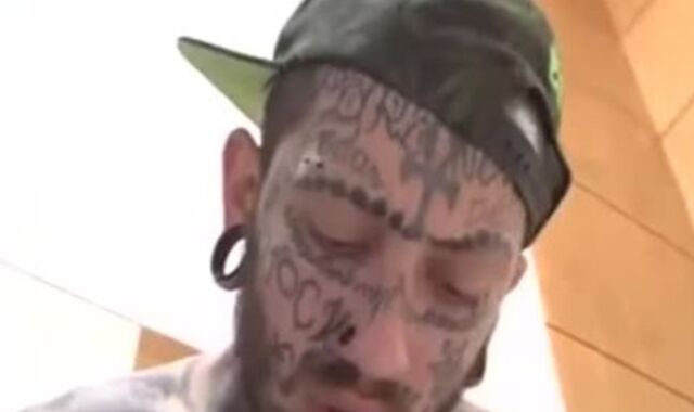 extreme Tatted chap fuck