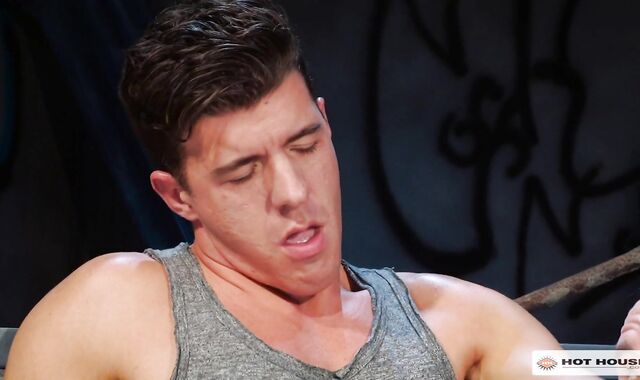 Supah-Drilling-Red-Hot Mansion - Banging in tandem with ginormous bear