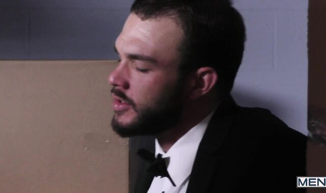 Runaway Groom - Cliff Jensen and Damien Kyle a bit of shitpipe