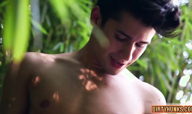 Muscle lad bum lovemaking And climax