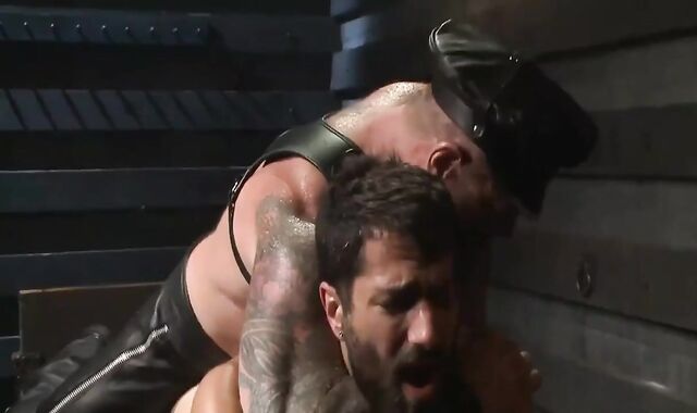 Father XXL spear Leather fantasy