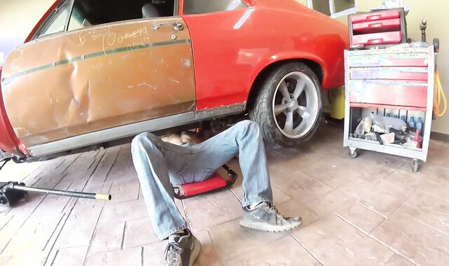 Brock Cooper-Garage stroke And spunk