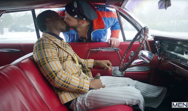 Tom Of Finland: Service Station: sans a protection - Ricky Roman & River Wilson American Romp