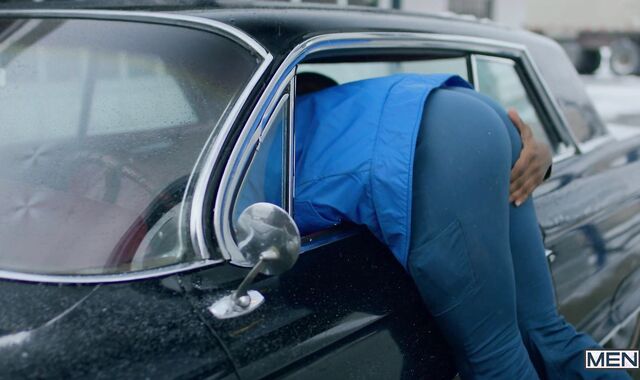 Tom Of Finland: Service Station: sans a protection - Ricky Roman & River Wilson American Romp