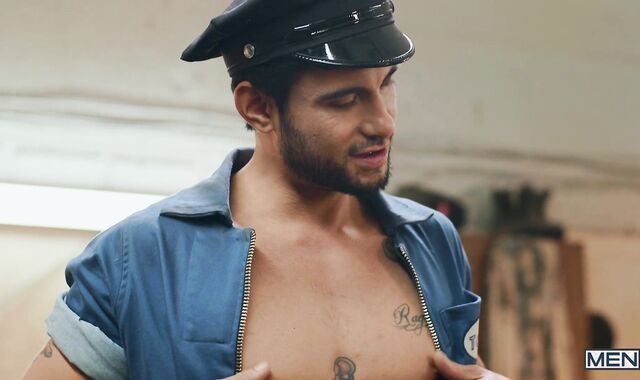 Tom Of Finland: Service Station: sans a protection - Ricky Roman & River Wilson American Romp