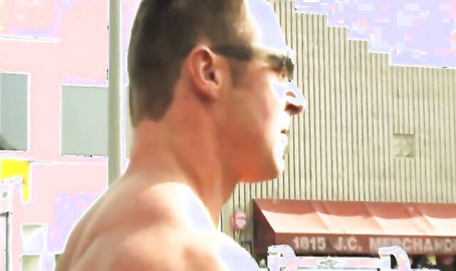 Muscle Pit - Total movie