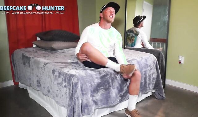 str8 Light-Haired lad