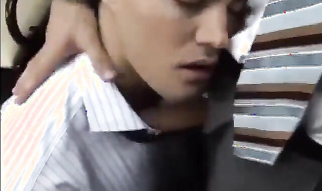 201812210633 Suit delight