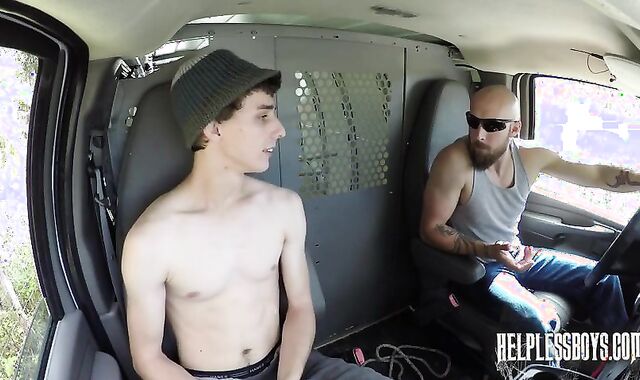 HB) 23/23 Logan Reiss & Dustin Steele /Twitter: @Retrofoda