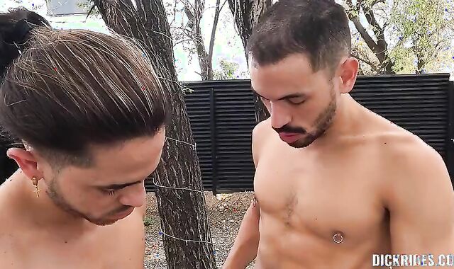 schlong RIDING Is A True ART