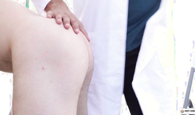 HotHouse: Sloppy doc helps with deep-throat