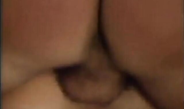 Goes in for rock stiff wedging