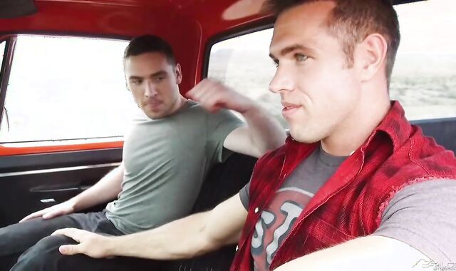 FalconStudios: Jacking with Fane Roberts and Alex Mecum