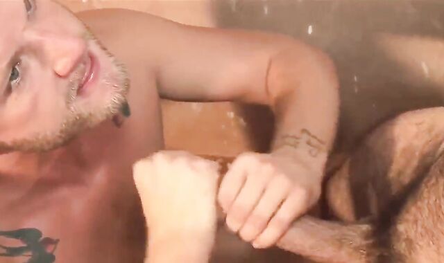 SUPREME vid supreme pummel