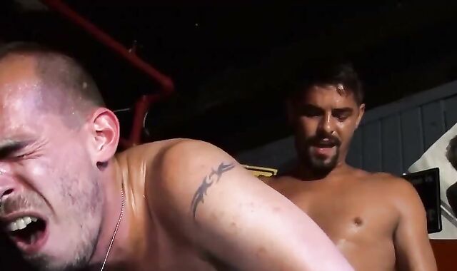 3 Way Flip And Chain