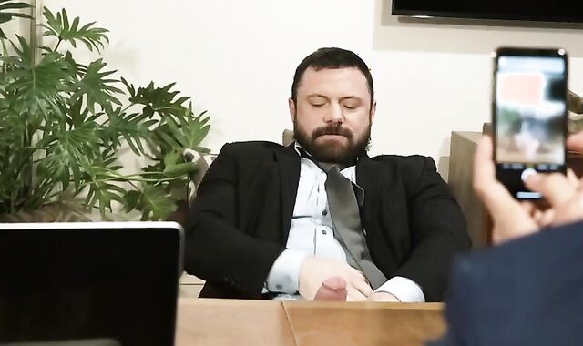 bare Office Sergeant&Arad