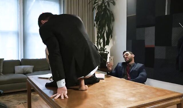 bare Office Sergeant&Arad