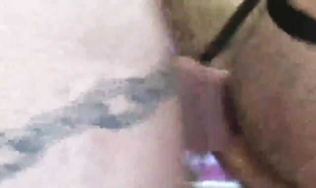 DW - Bruce's BareBackYard