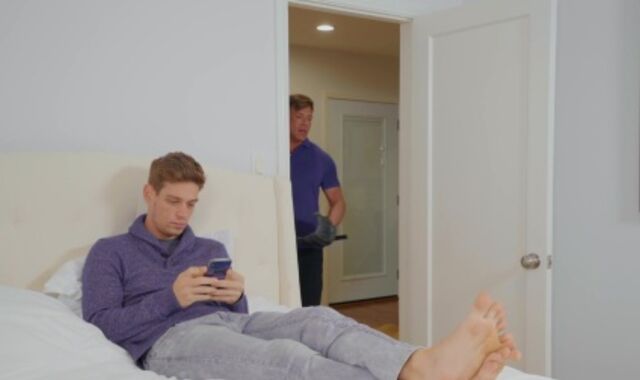 Str8 To Gay - Tattooed Bruce Beckham rear end boning outside