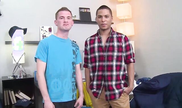 Skyler Fox Tops Jaden Bentley