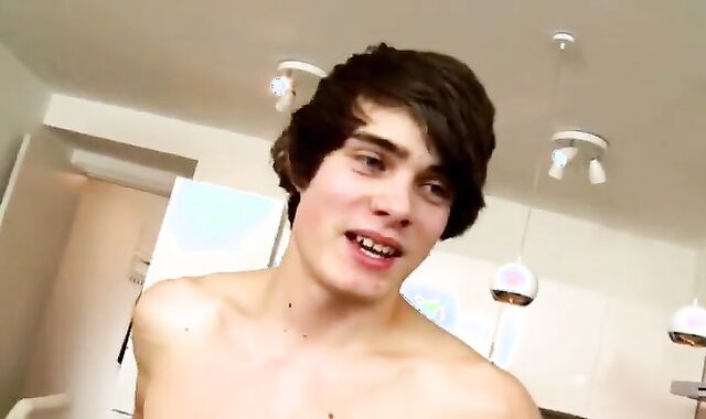 barely legal age teen teenies unprotected And Facial cumshot