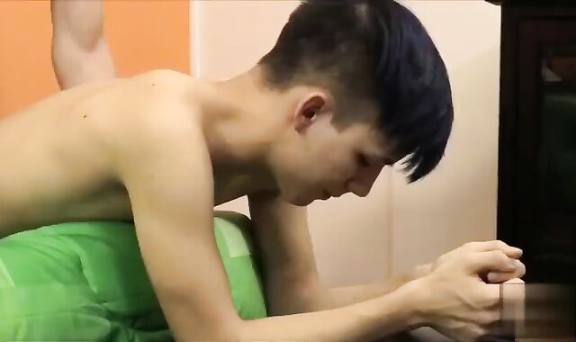 Pizza Delivery Twunk receives A Largest Peak