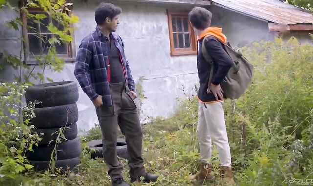 Rocky Vallarta & Edward Terrant - Into The Forest Sc2