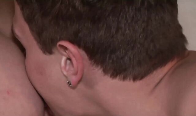 Sunburn guy bonks blondie spear