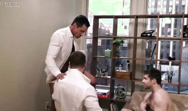 Fellas 29: Servicing The Ceo