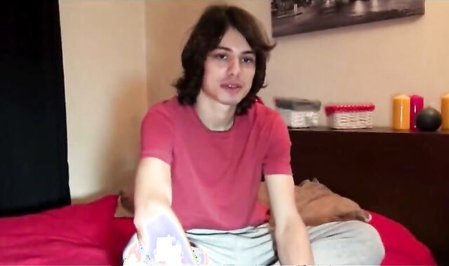 nubile receives Wedged wet