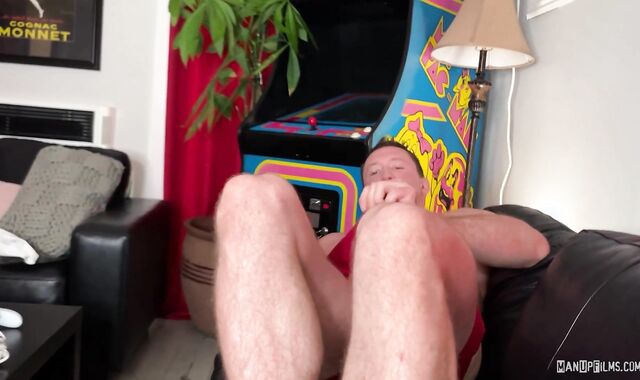ManUpFilms: Muscular Pierce Paris wish sole taunting in Paris