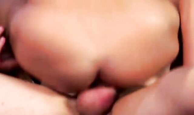 eighteen age teen Barebackin