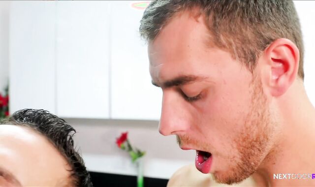 NextDoorRaw - Carter Forest and tatted Dante Martin