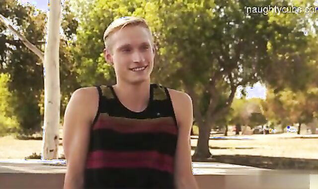 youthful masculines badly pile-hump