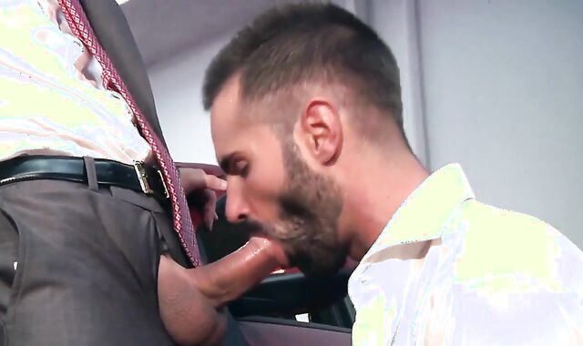 sleazy Truck Salerman