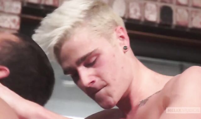 [Helix] Ex’s & Oh’s two