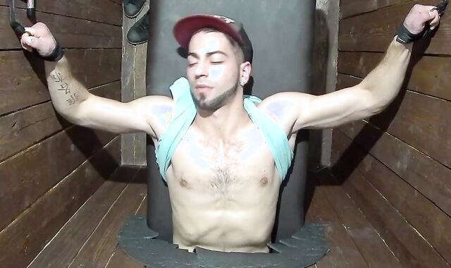 insatiable homo Glory aperture