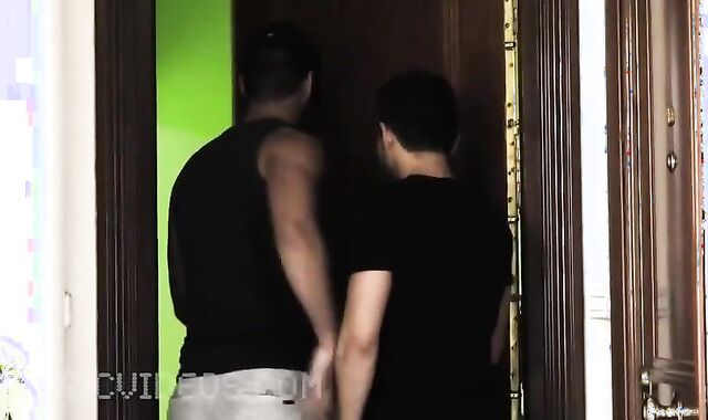 sans a condom Latinos