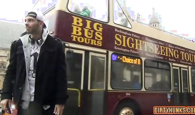 Muscle homo sans a condom And juices load