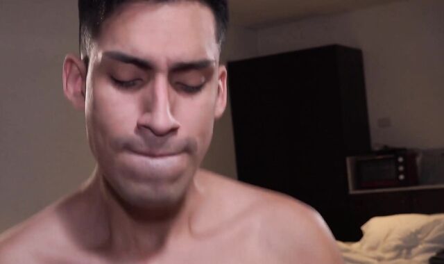 Iomacho - Latino Sly jizz shot on bed