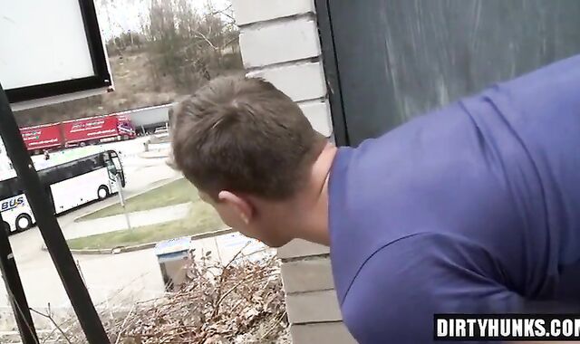 Outdoor unprotected nailing For specie