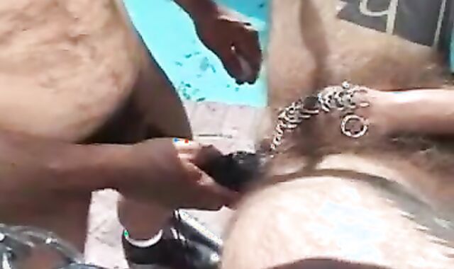 Arm Crammed guy Filled