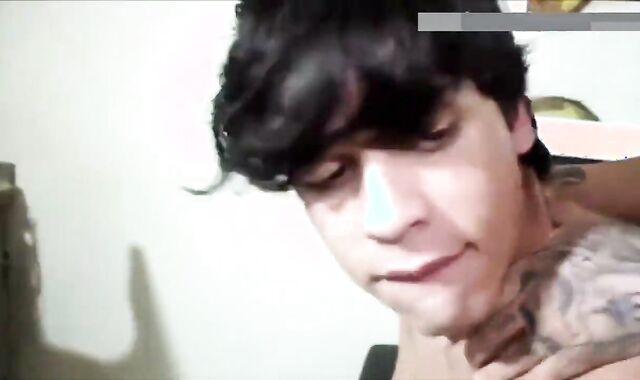 yielding twunk loves To Comply