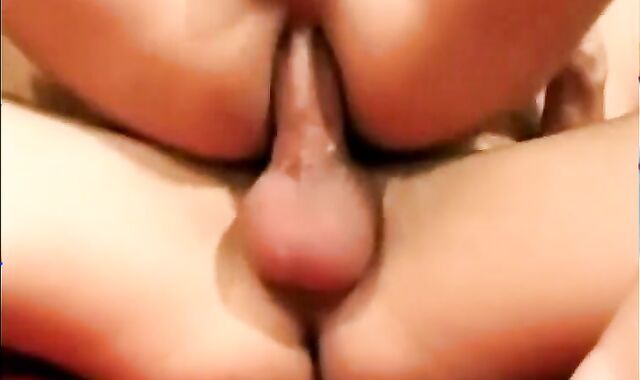 2 teenies Barebacking