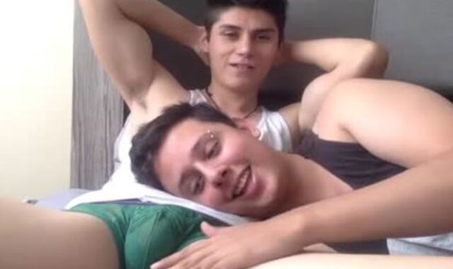 boyz get Stiff homosexual Hookup