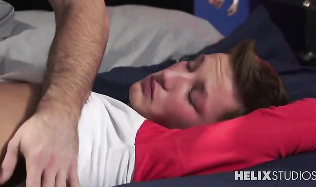 Casey & Connor - Role Reversal Player bonks trainer