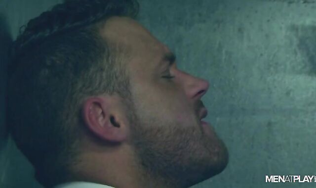 2 wet Editor's Cut - Logan Moore + Hector De Silva